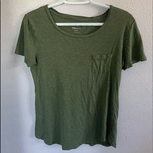Olive green Old Navy t-shirt